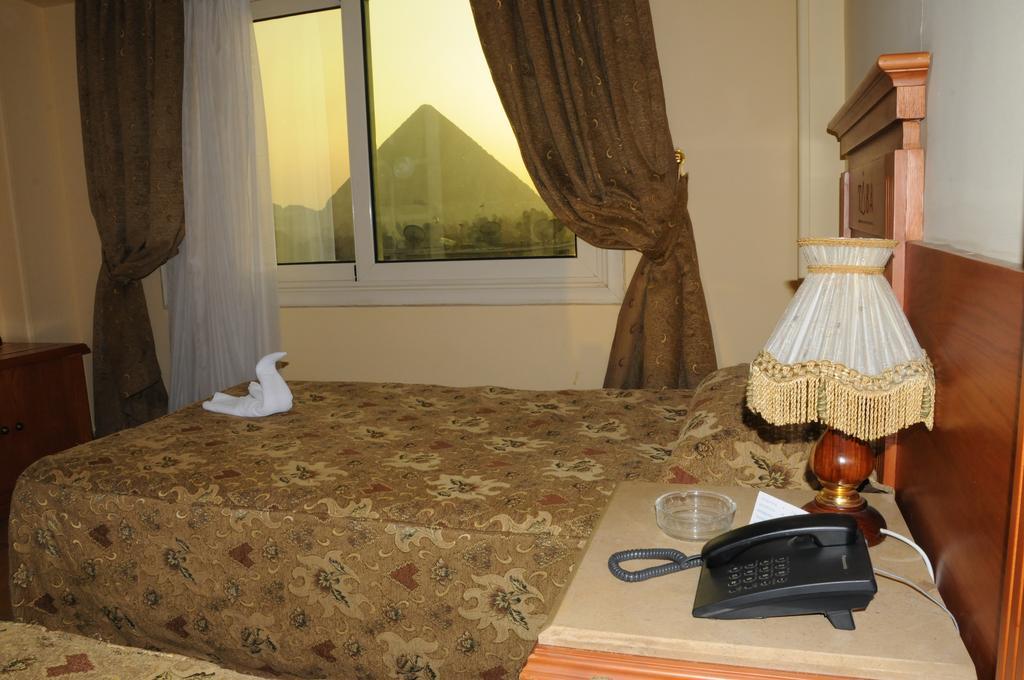Tiba Pyramids Hotel Gíza Szoba fotó