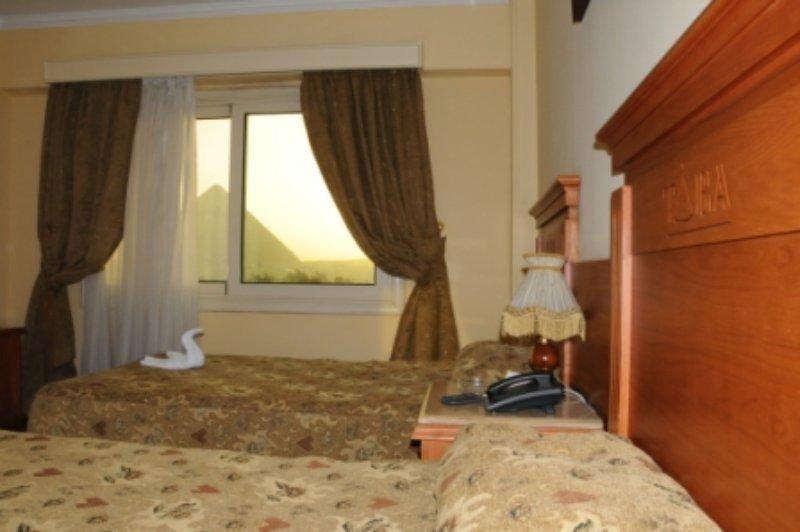 Tiba Pyramids Hotel Gíza Kültér fotó